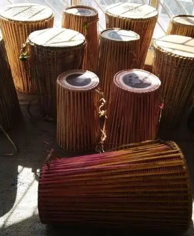 लोकवाद्य dhol, mandal